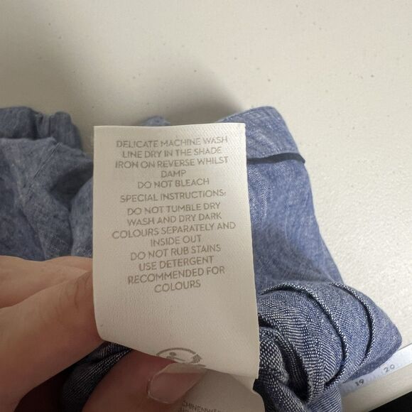 Boden 100% Linen Chambray Shorts Women’s 8 Blue Pleated Front High Rise A-Line - Picture 4 of 9